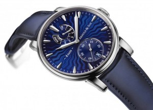 Replica_Arnold__Son_Eight-Day_Royal_Navy_blue_angle